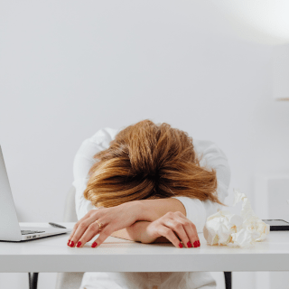 Perché mi sento sempre stanca anche quando dormo?